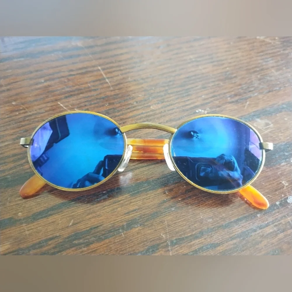 Vintage‎ Sunclassics Blue Lens Sunglasses
